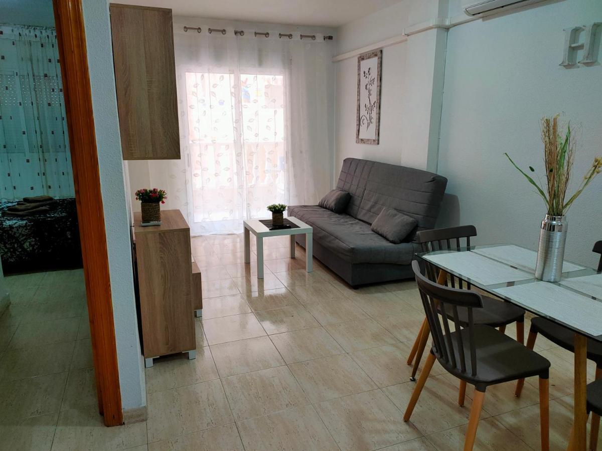 Casas Holiday - Playa Del Cura 또레비에하 외부 사진