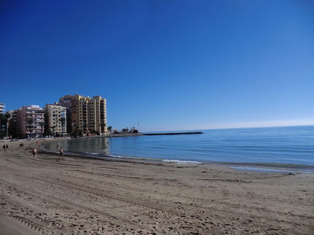 Casas Holiday - Playa Del Cura 또레비에하 외부 사진