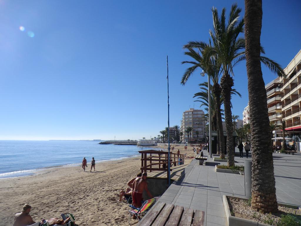 Casas Holiday - Playa Del Cura 또레비에하 외부 사진
